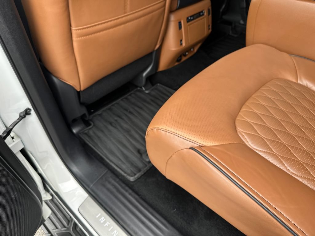 Used 2023 INFINITI QX80 Sensory w/ Cargo Package AWD/4WD image 32