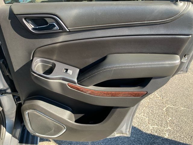 Used 2020 GMC Yukon SLT w/ Open Road Package RWD image 28