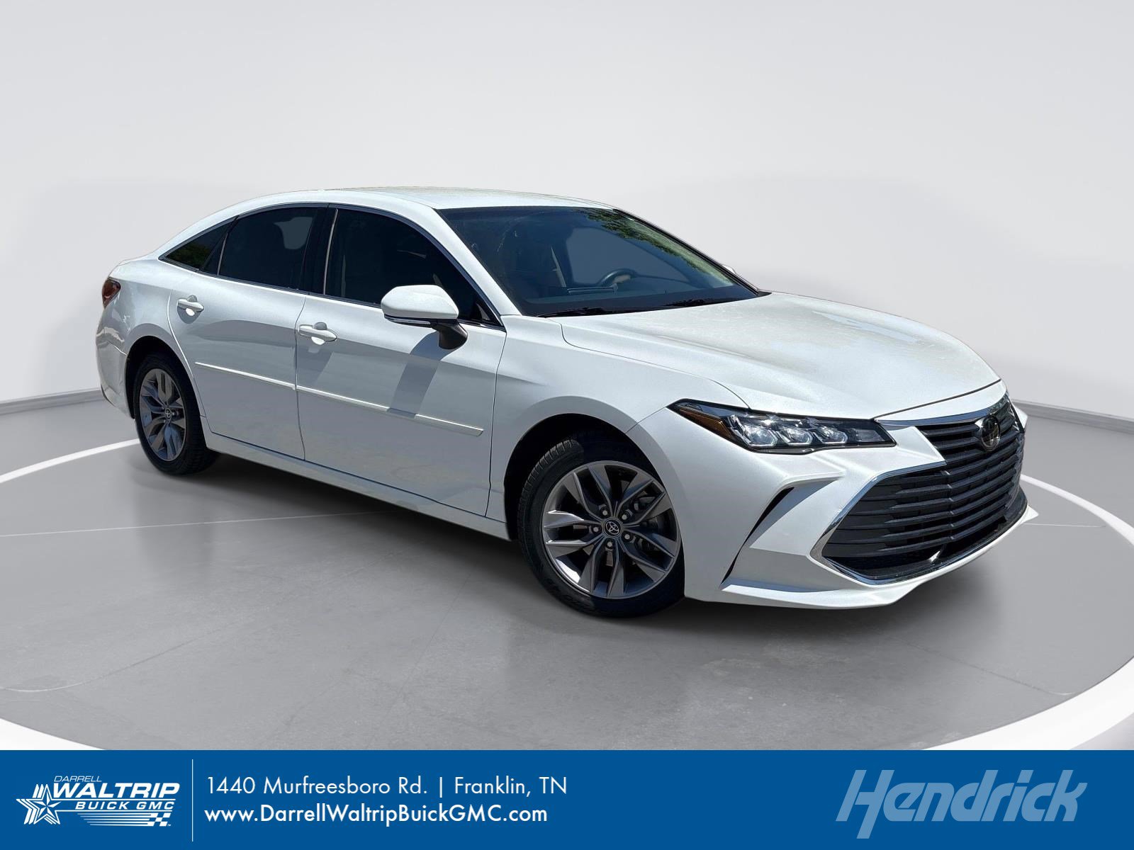 Used 2020 Toyota Avalon XLE w/ All Weather Liner Package FWD image 1