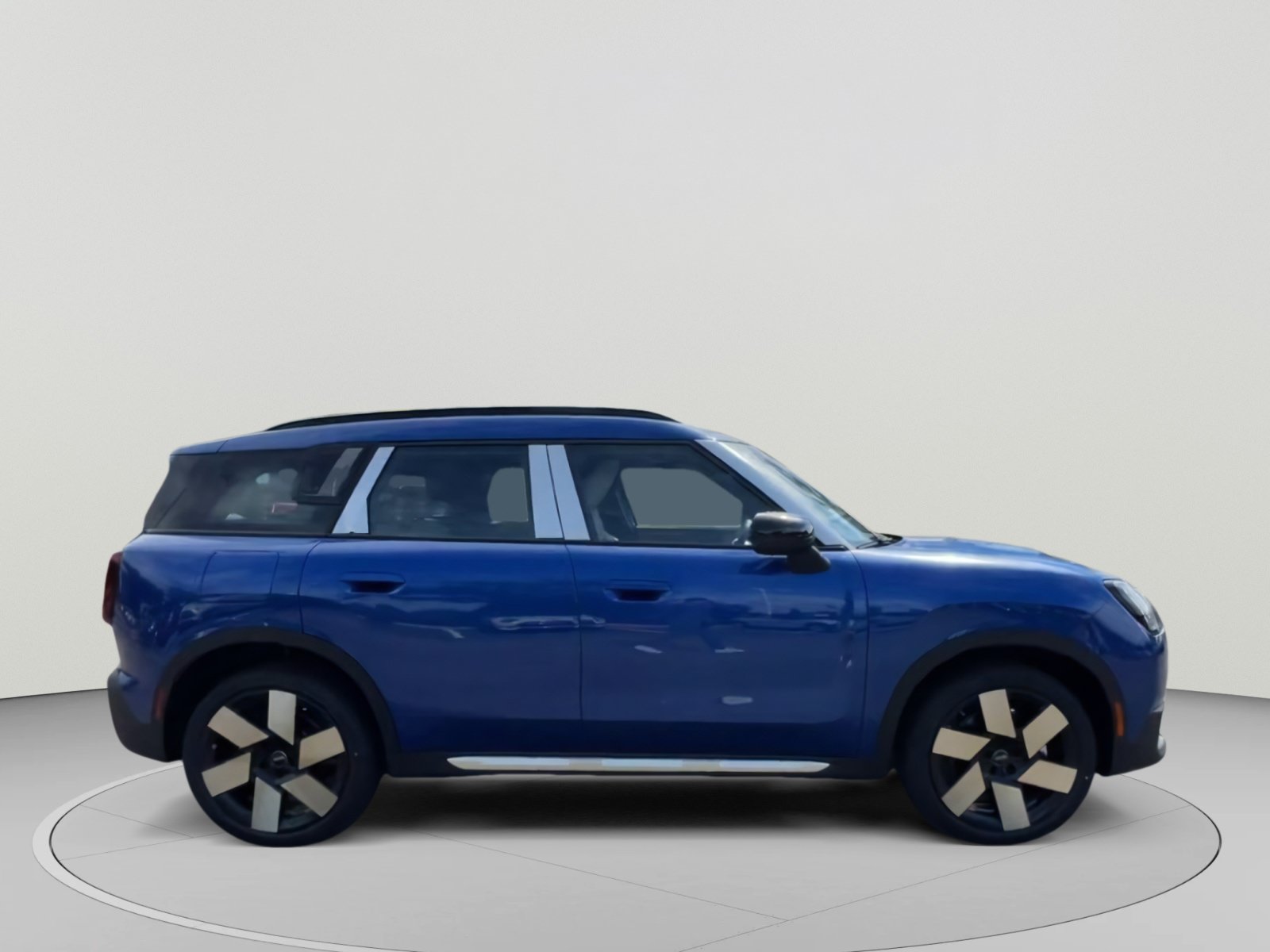 Certified 2025 MINI Cooper Countryman S AWD/4WD image 2