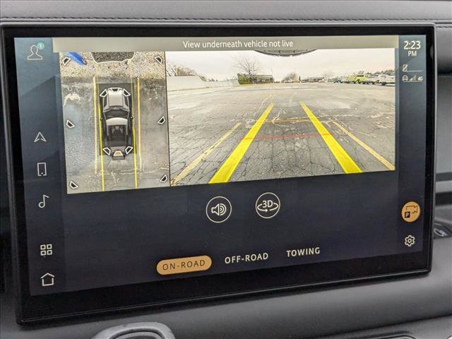 New 2025 Land Rover Defender 90 X-Dynamic SE AWD/4WD image 13