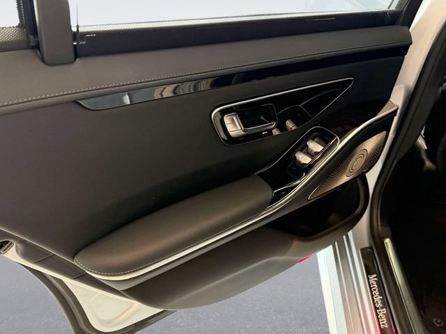 Certified 2023 Mercedes-Benz S 500 4MATIC image 11