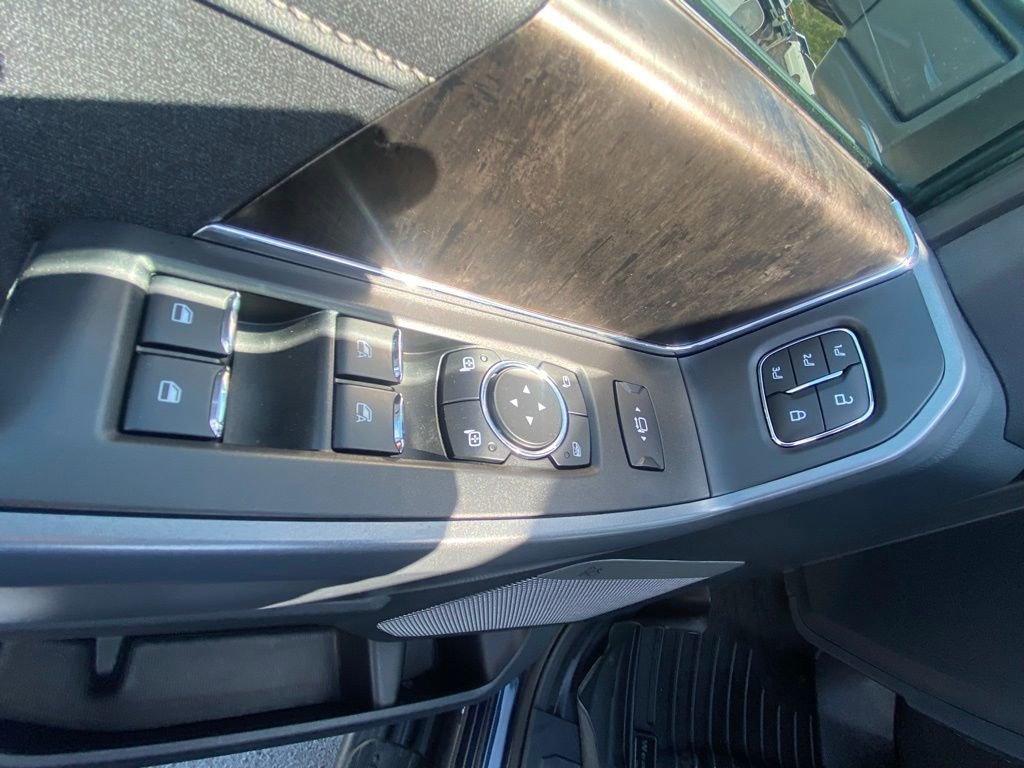 Certified 2024 Ford F250 Lariat image 11