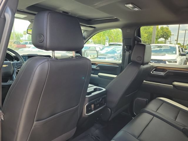 Certified 2025 Chevrolet Silverado 1500 High Country w/ High Country Premium Package AWD/4WD image 16