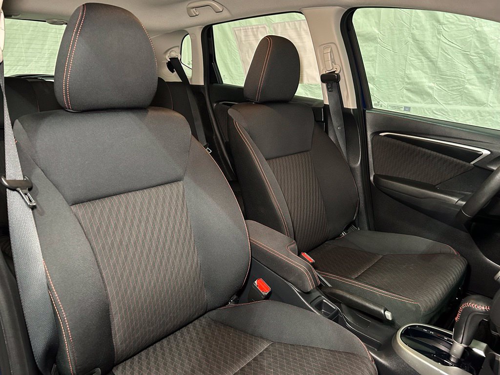 Used 2018 Honda Fit Sport image 35