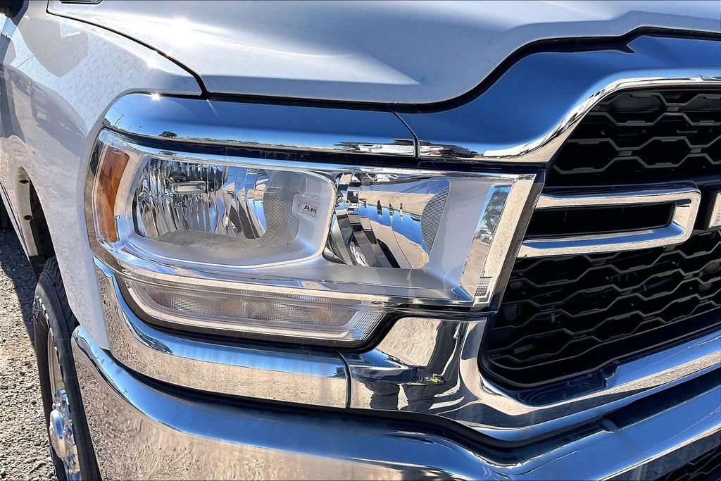 New 2023 RAM 2500 Tradesman AWD/4WD image 15