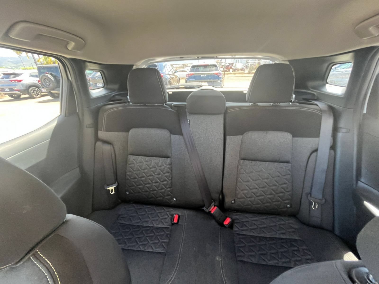 Used 2025 Nissan Kicks SV FWD image 35