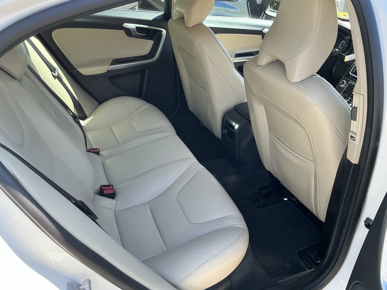 Used 2016 Volvo S60 T5 Premier w/ Convenience Package FWD image 36