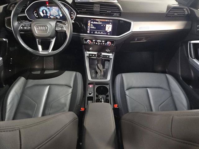 Used 2022 Audi Q3 2.0T Premium AWD/4WD image 16