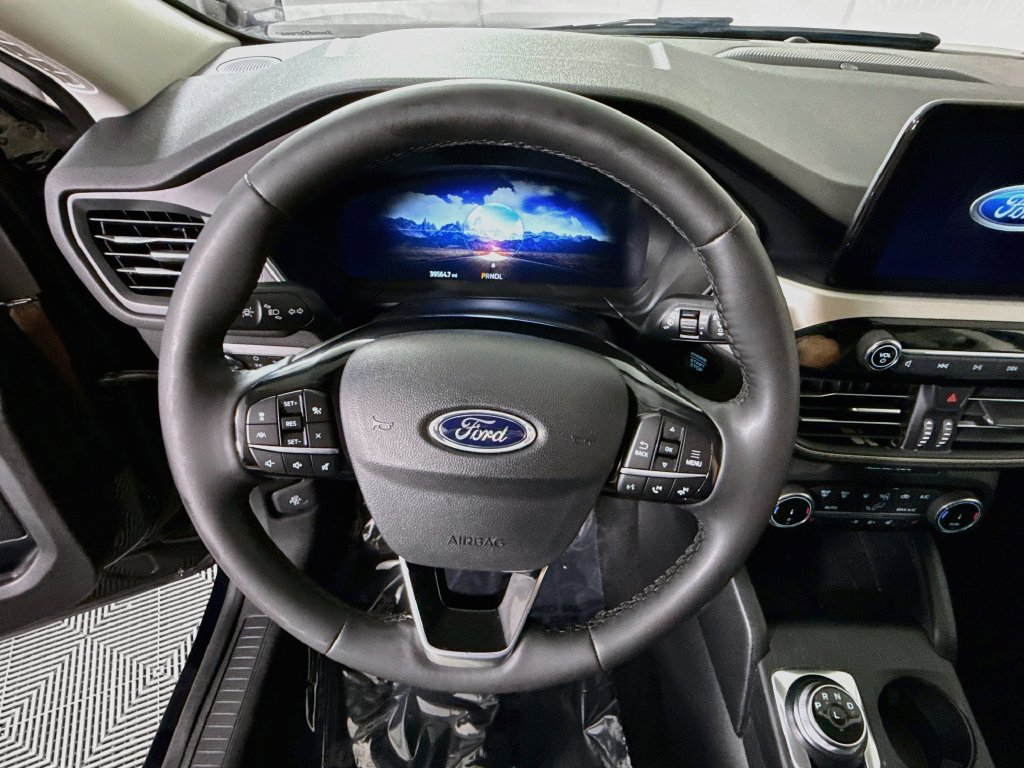 Used 2022 Ford Escape SEL w/ Technology Package AWD/4WD image 21
