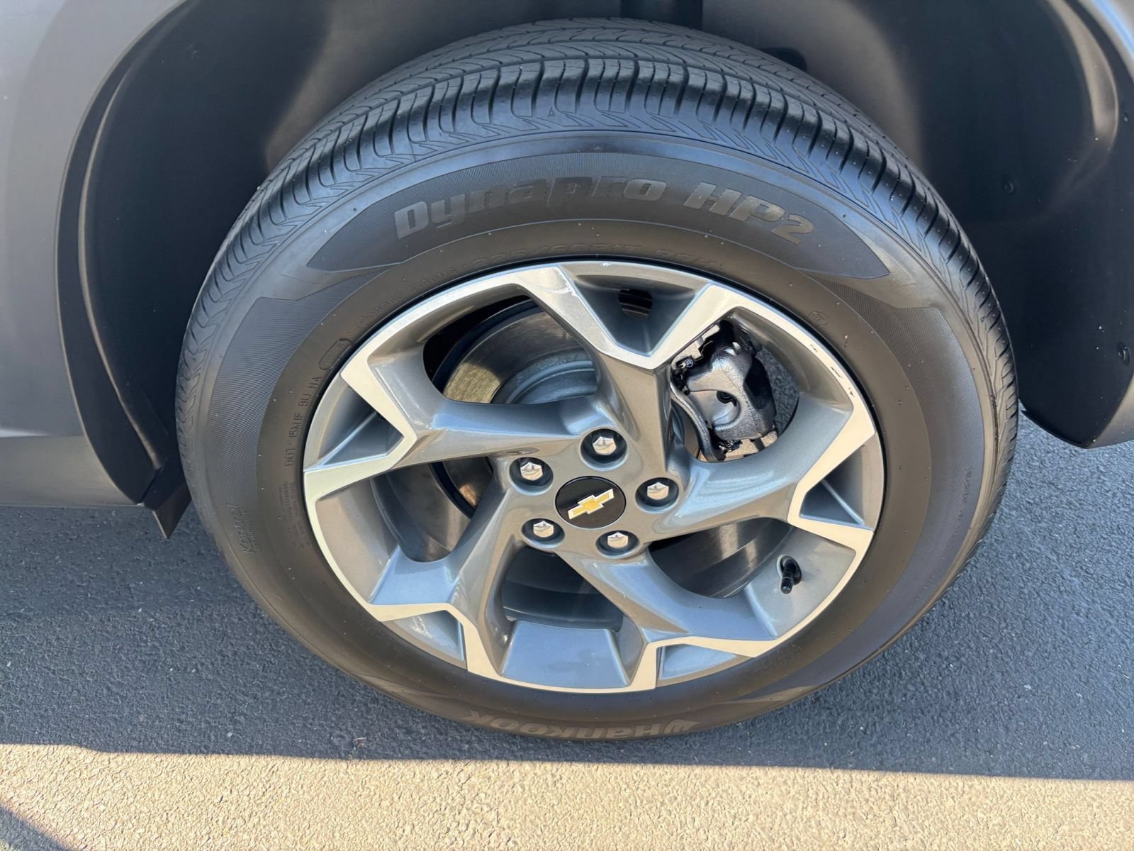 Used 2025 Chevrolet Trax LT FWD image 28