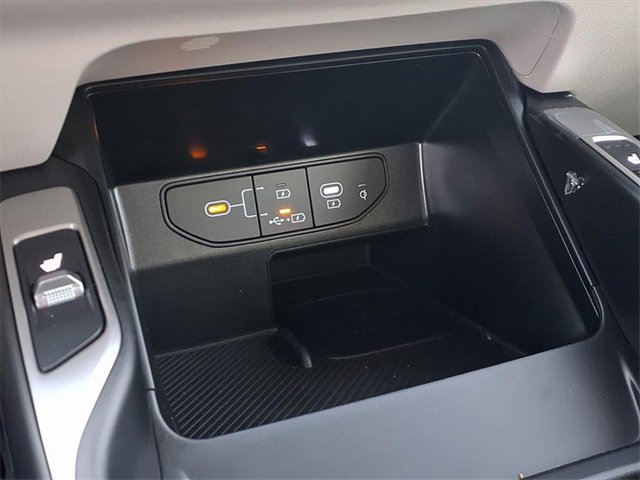 New 2026 Kia Sorento S image 9