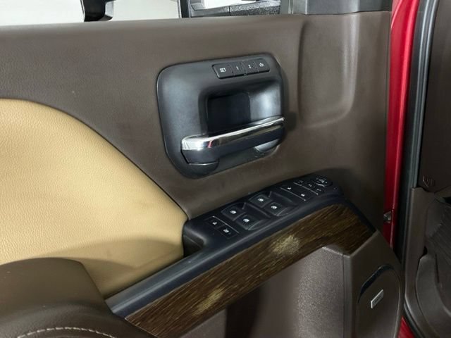 Used 2019 GMC Sierra 2500 Denali w/ Duramax Plus Package AWD/4WD image 32