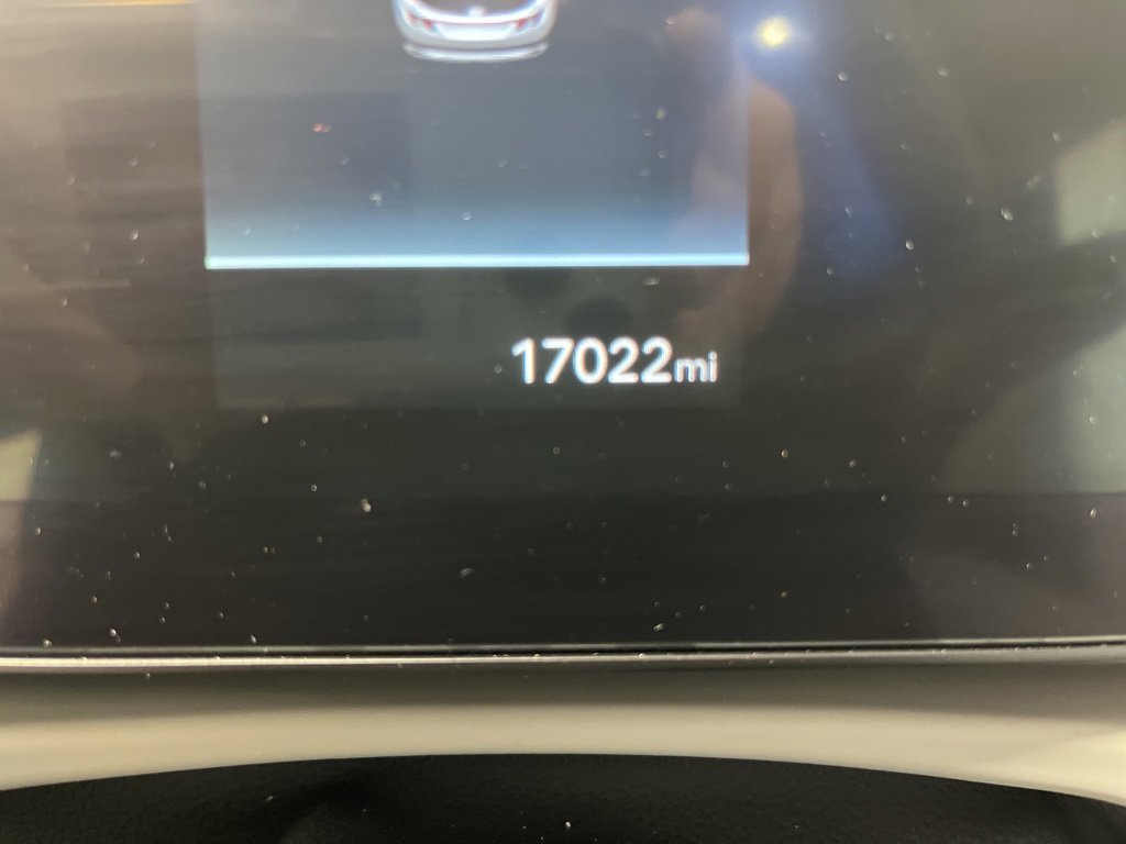 Used 2025 Hyundai Tucson SE image 2