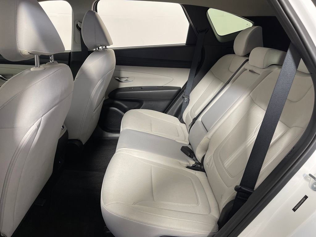 Certified 2025 Hyundai Tucson SEL FWD image 13