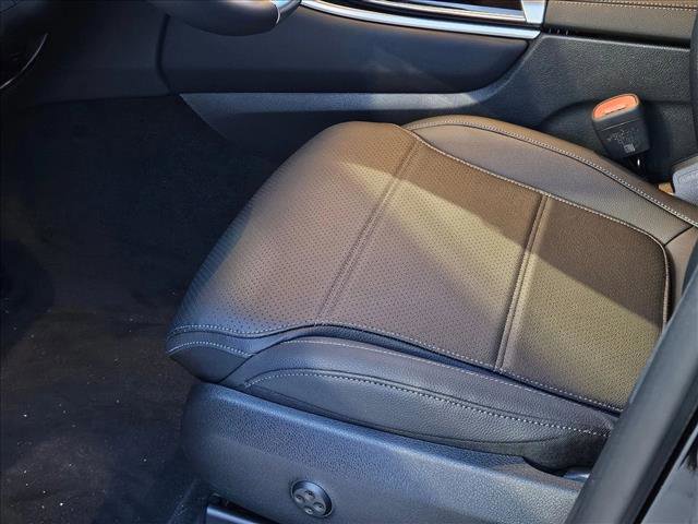 New 2025 Mercedes-Benz GLC 300 image 4