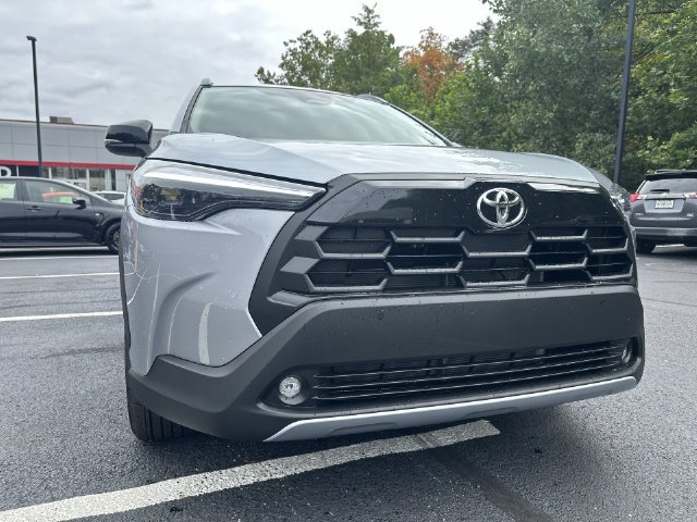 New 2026 Toyota Corolla Cross XLE w/ Convenience Package AWD/4WD image 12