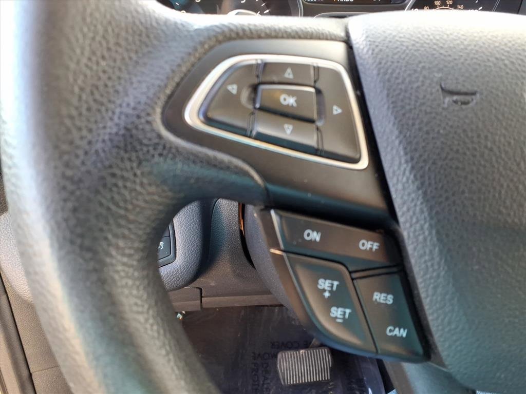 Used 2017 Ford Escape SE image 19