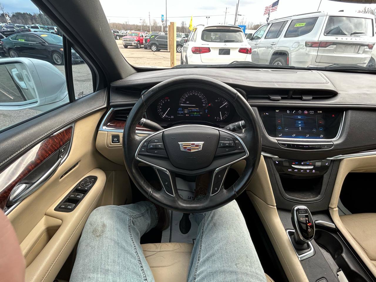 Used 2017 Cadillac XT5 Luxury w/ LPO, Wheel Lock Package image 32