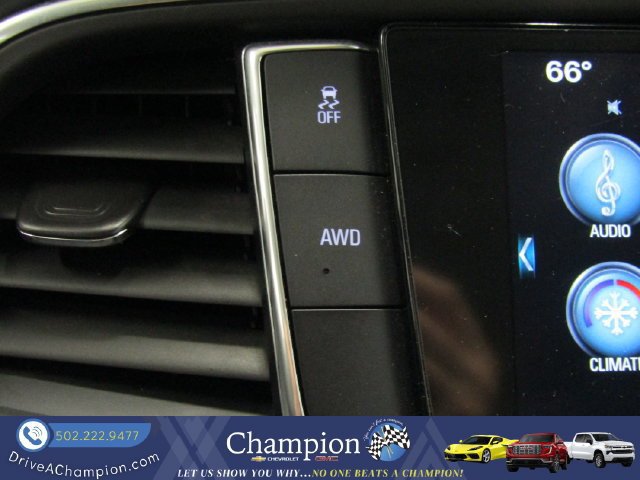 Used 2018 Buick Enclave Essence AWD/4WD image 33