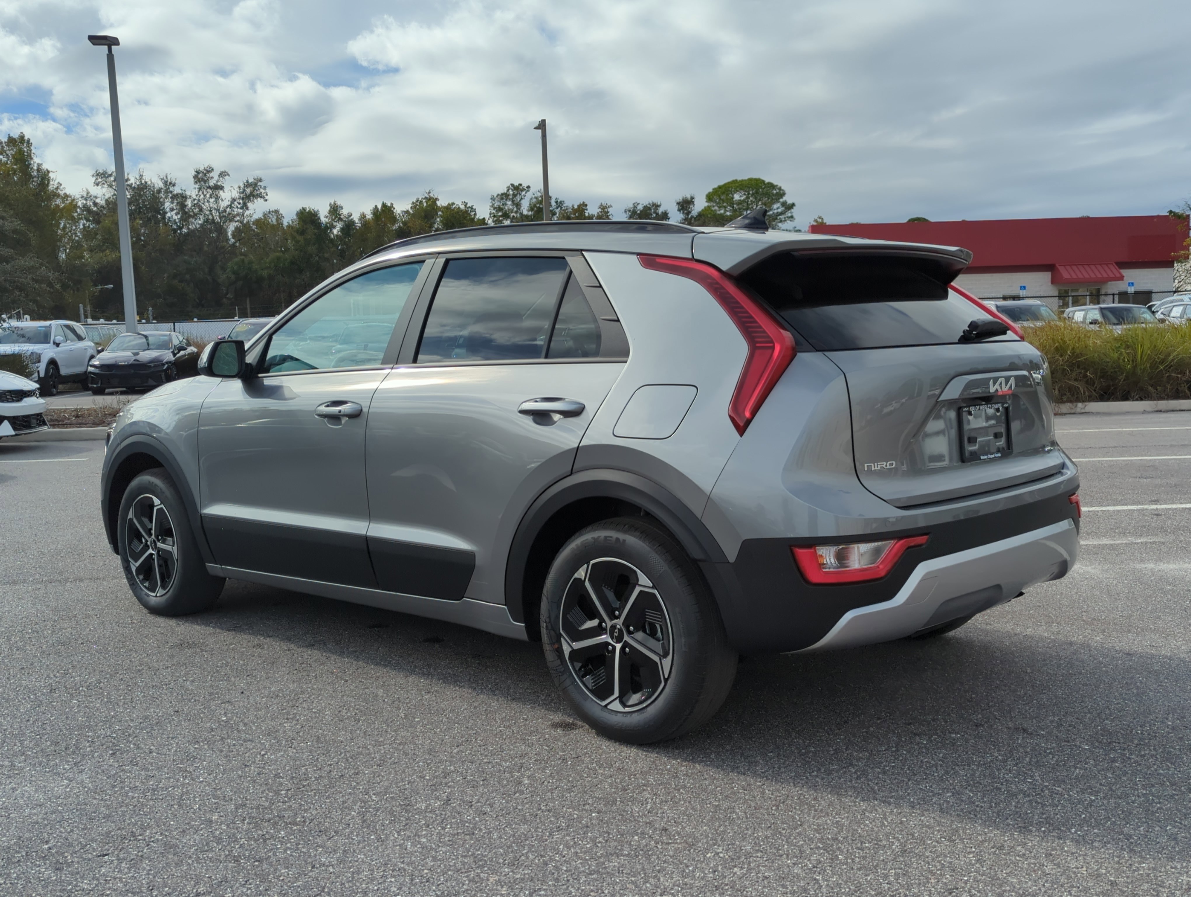 New 2026 Kia Niro EX w/ EX Premium Package FWD image 6