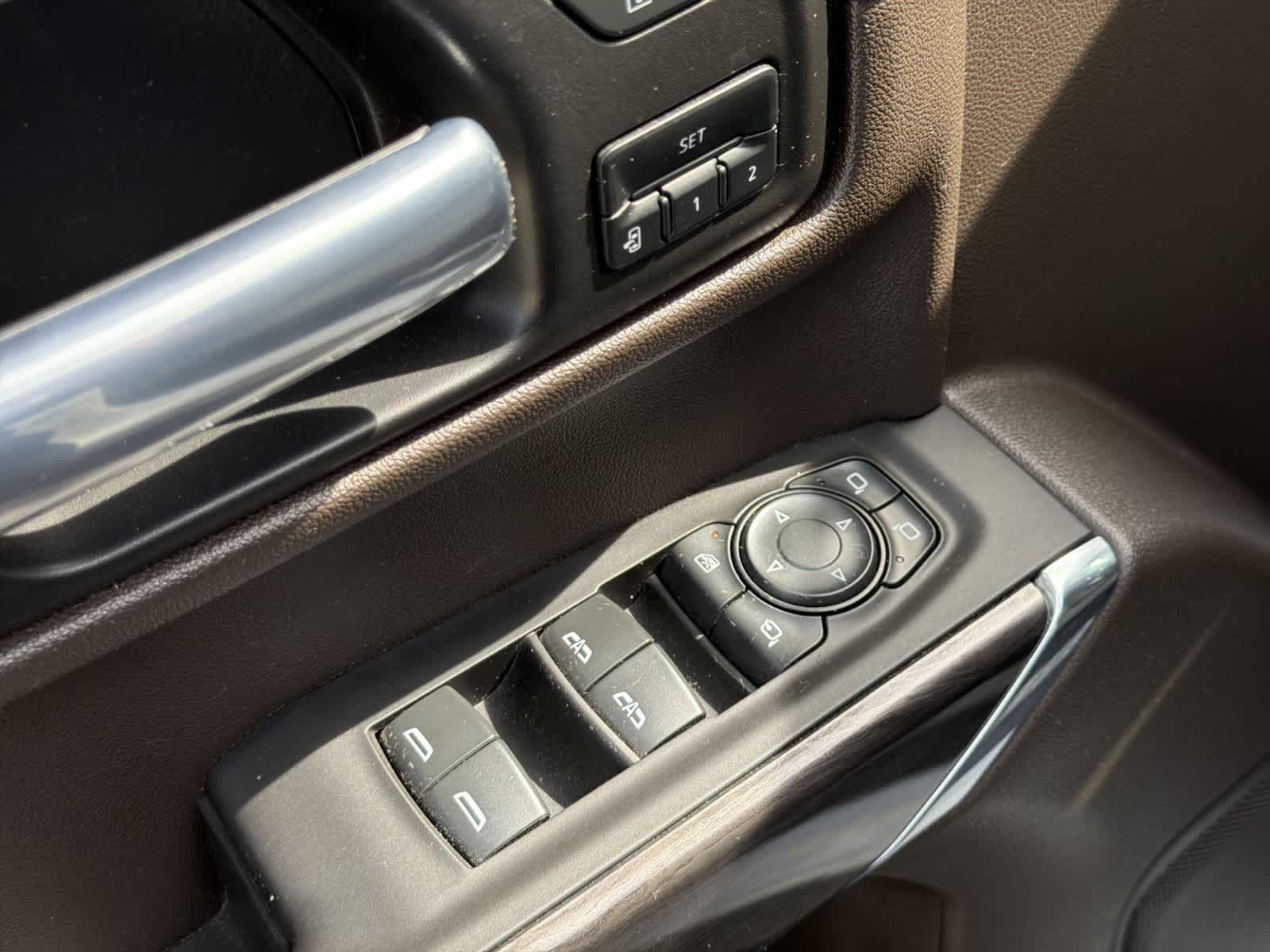 Used 2021 Chevrolet Silverado 1500 LTZ RWD image 23