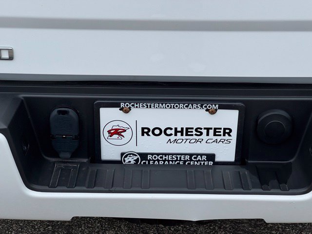 Used 2018 Chevrolet Silverado 1500 Custom w/ Custom Convenience Package AWD/4WD image 41