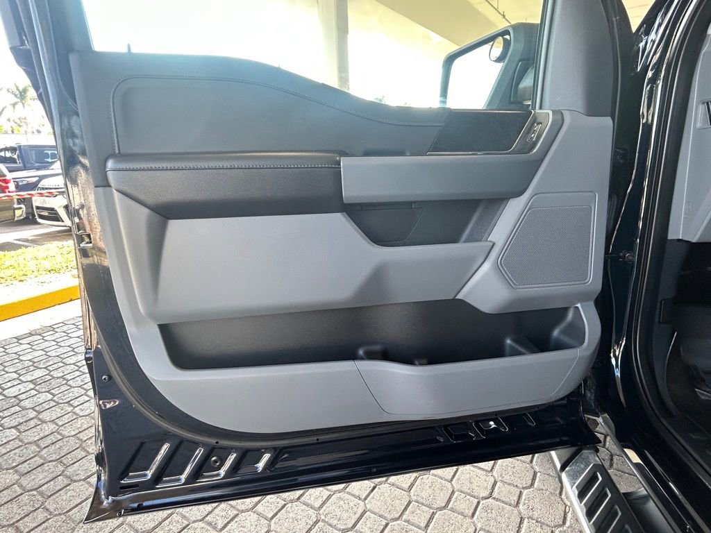 Used 2022 Ford F150 XLT w/ Equipment Group 302A High image 37