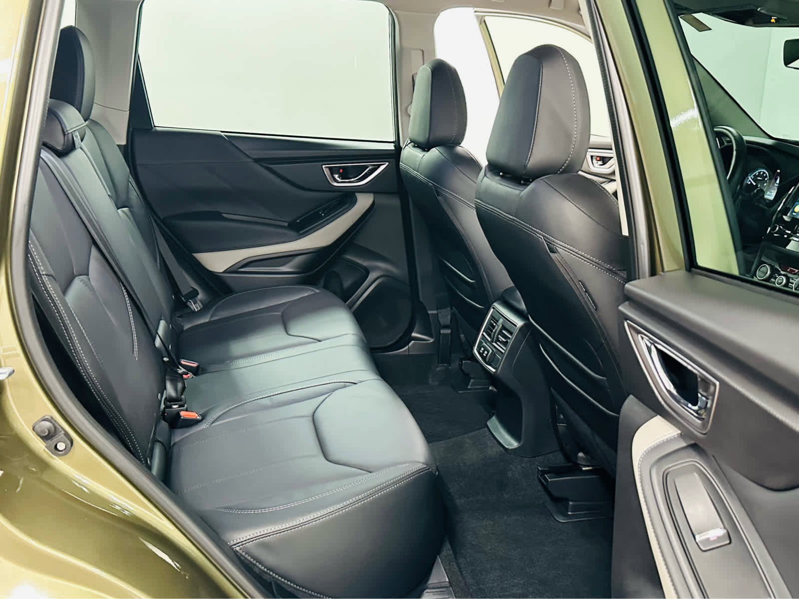 Certified 2024 Subaru Forester Limited image 25