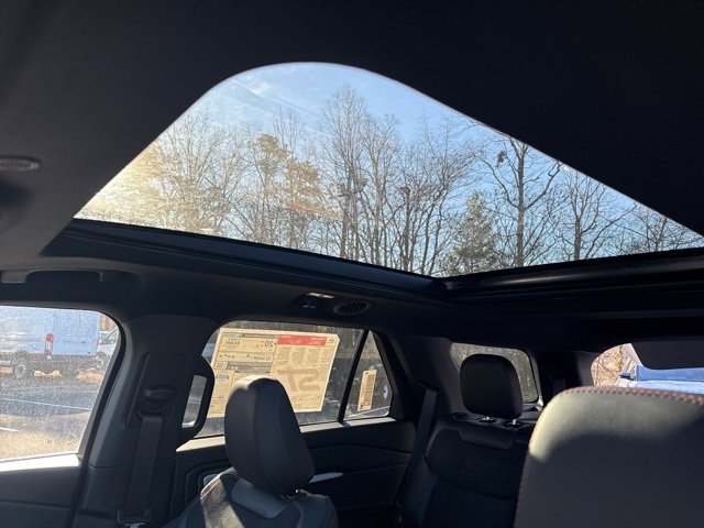 New 2026 Ford Explorer ST w/ Sun And Sound Package image 20