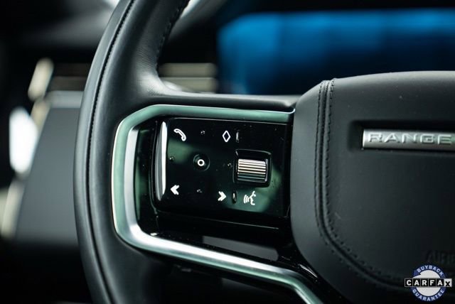 Used 2025 Land Rover Range Rover Sport image 18