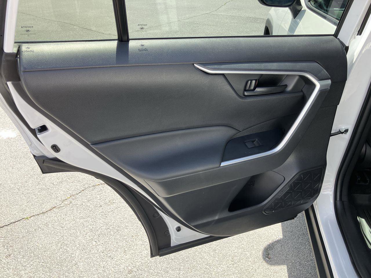 Used 2025 Toyota RAV4 LE image 21