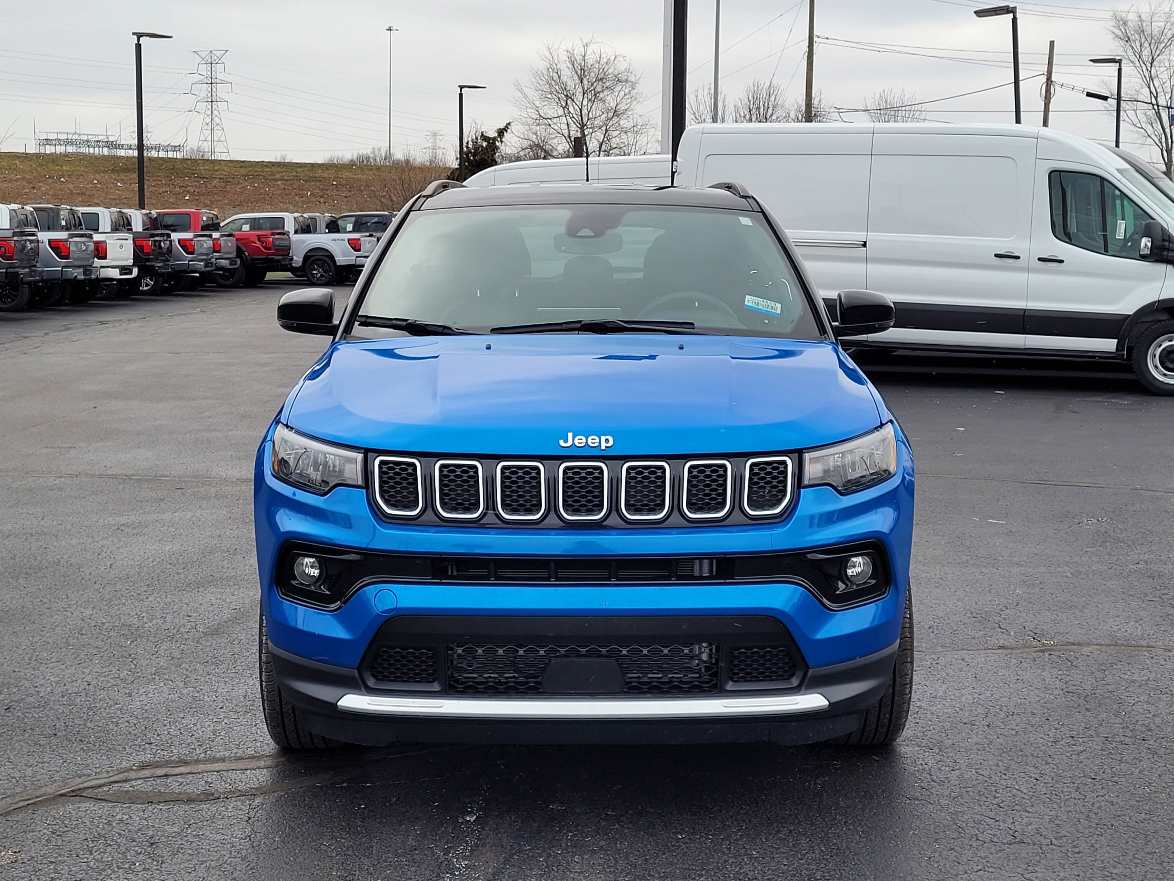 Used 2024 Jeep Compass Limited image 9