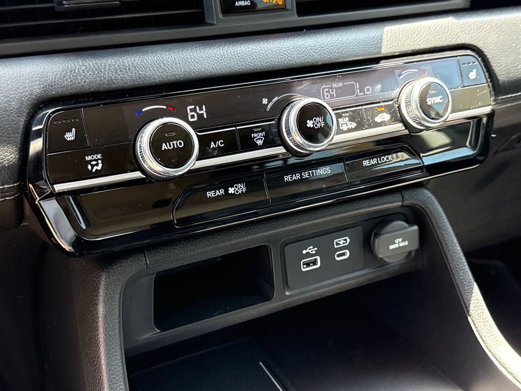 Used 2023 Honda Pilot Touring image 27