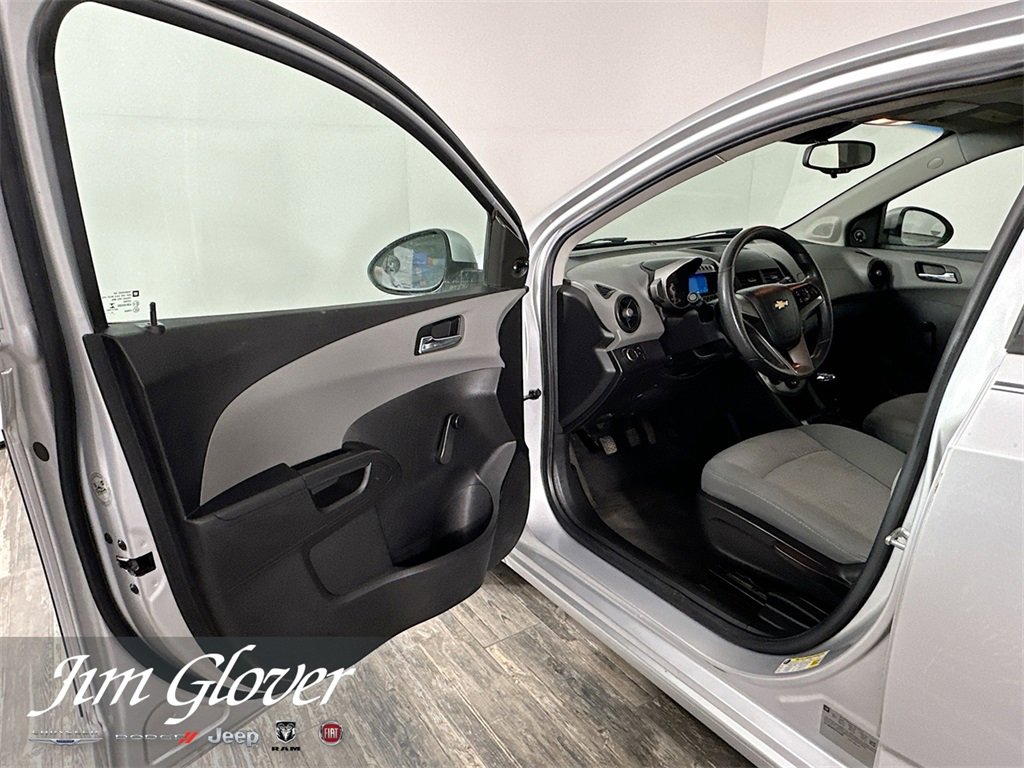 Used 2013 Chevrolet Sonic LS image 20