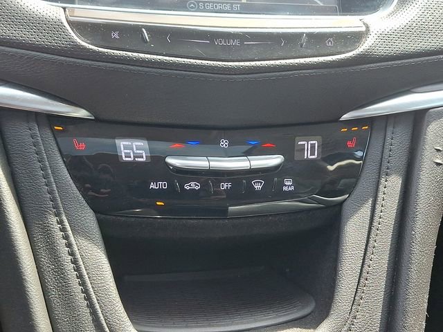 Used 2017 Cadillac XT5 Luxury w/ Driver Awareness Package image 18