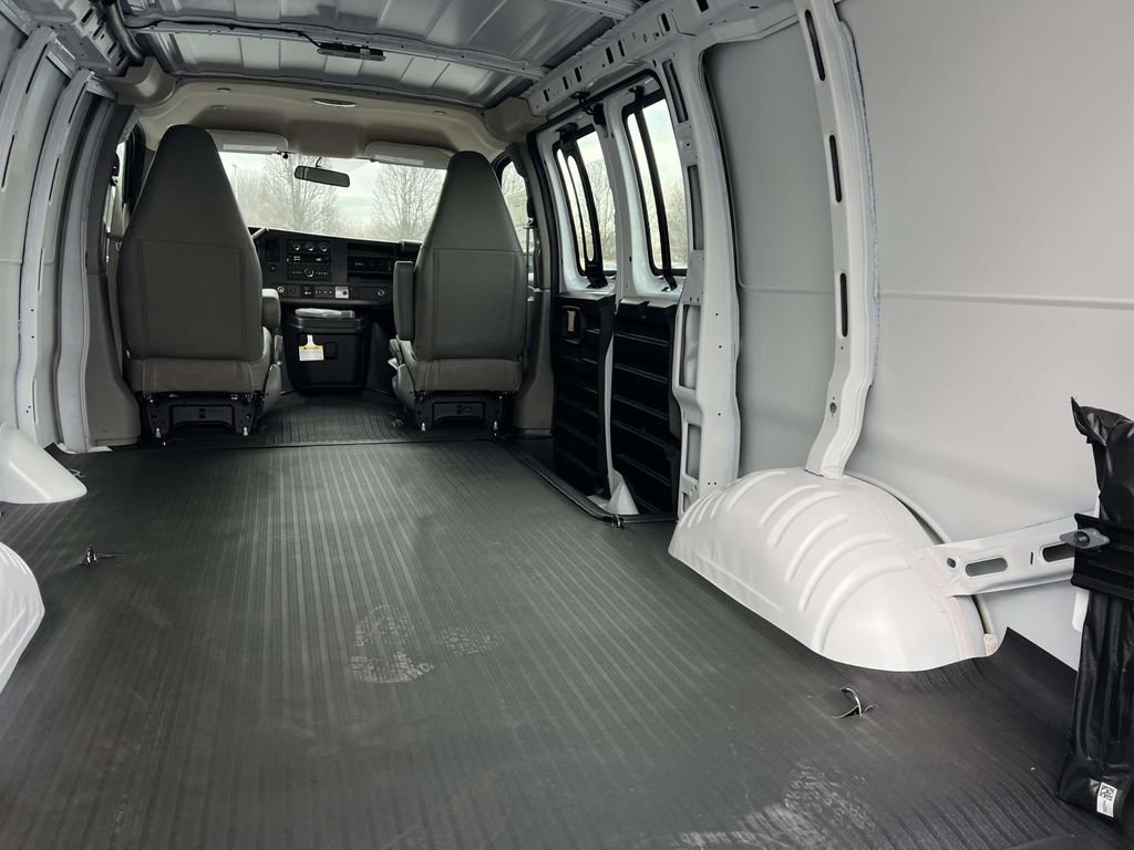New 2025 Chevrolet Express 2500 w/ Driver Convenience Package image 13