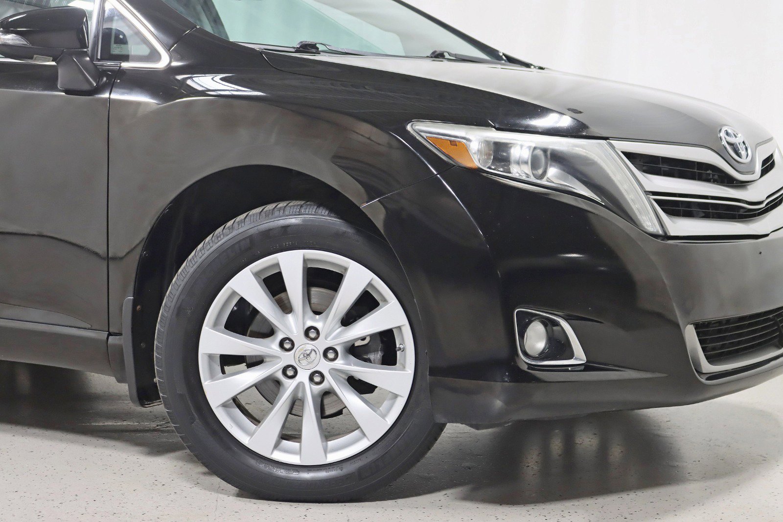 Used 2013 Toyota Venza XLE image 5