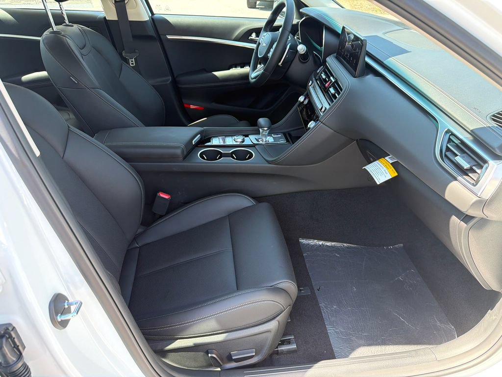 New 2026 Genesis G70 2.5T RWD image 15