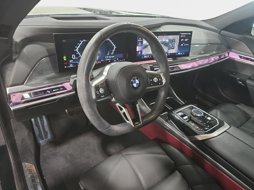 Used 2024 BMW 740i RWD image 18
