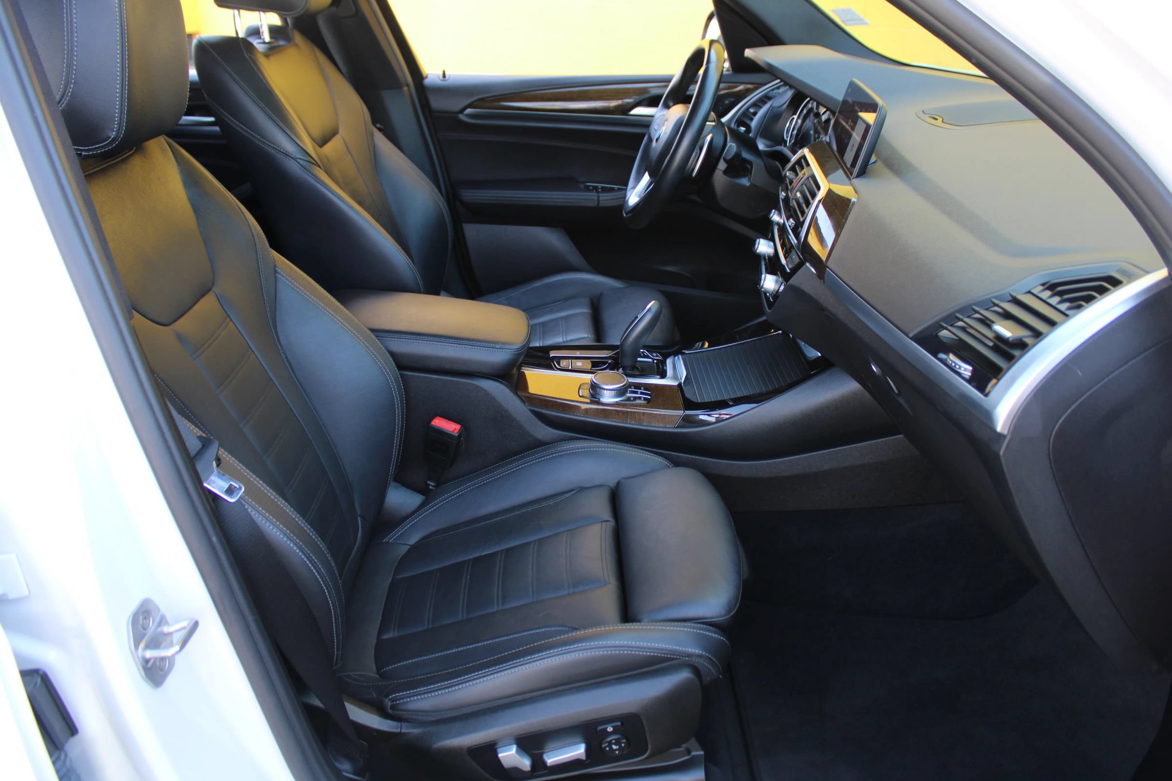 Used 2018 BMW X3 xDrive30i AWD/4WD image 10