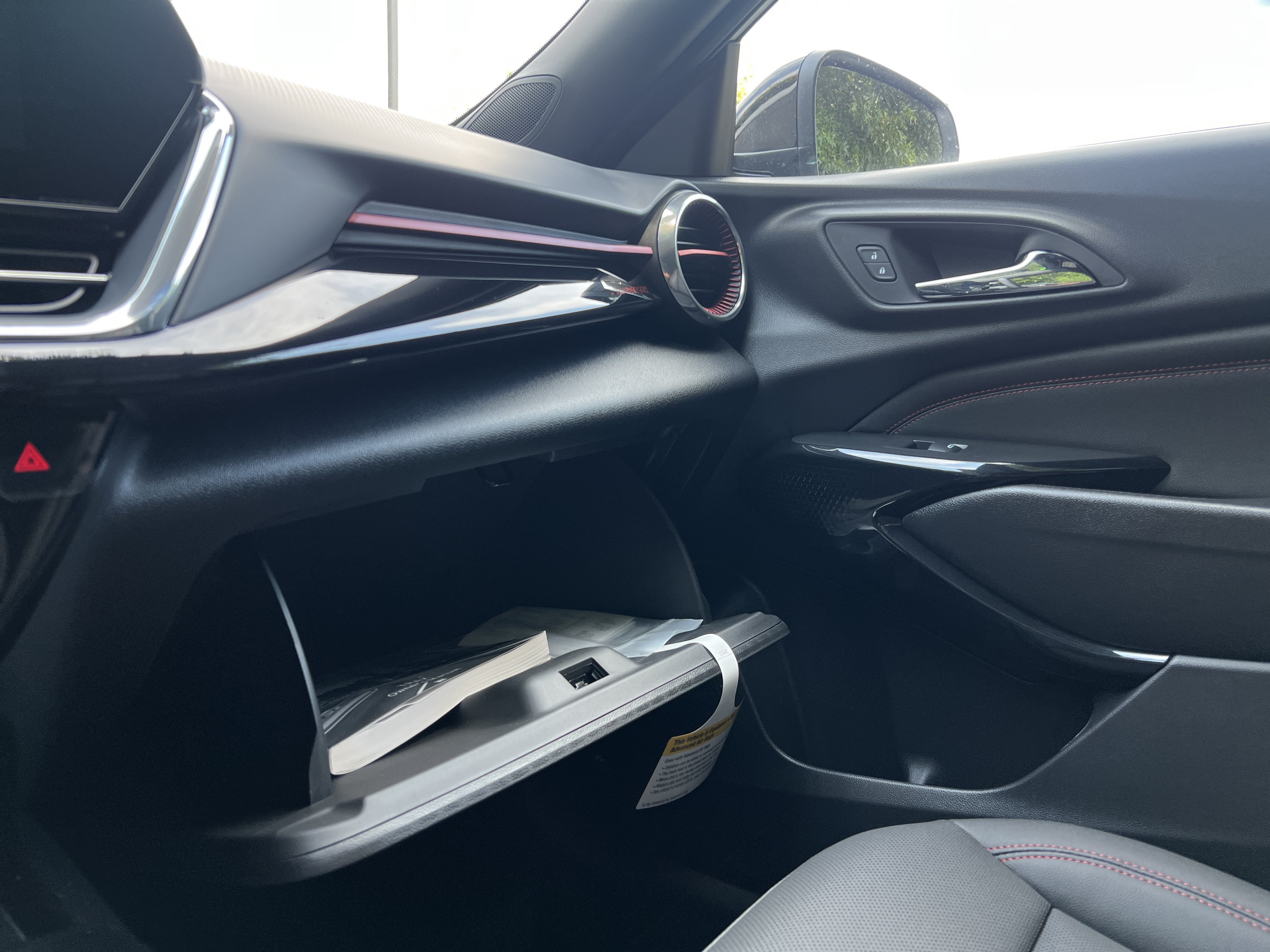 New 2026 Chevrolet Trax RS FWD image 30