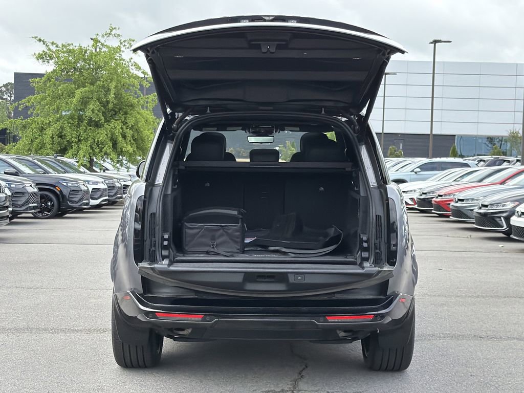 New 2026 Land Rover Range Rover SE AWD/4WD image 12