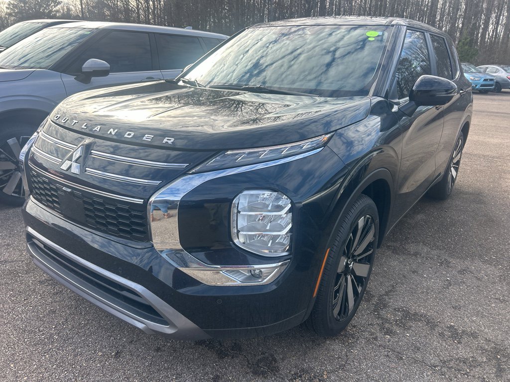 New 2026 Mitsubishi Outlander LE