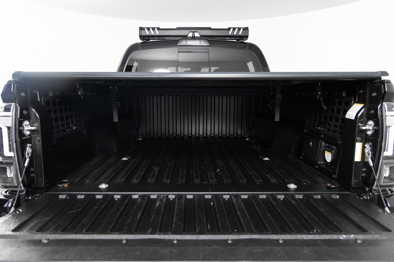 Used 2022 Toyota Tacoma TRD Sport w/ Technology Package image 20