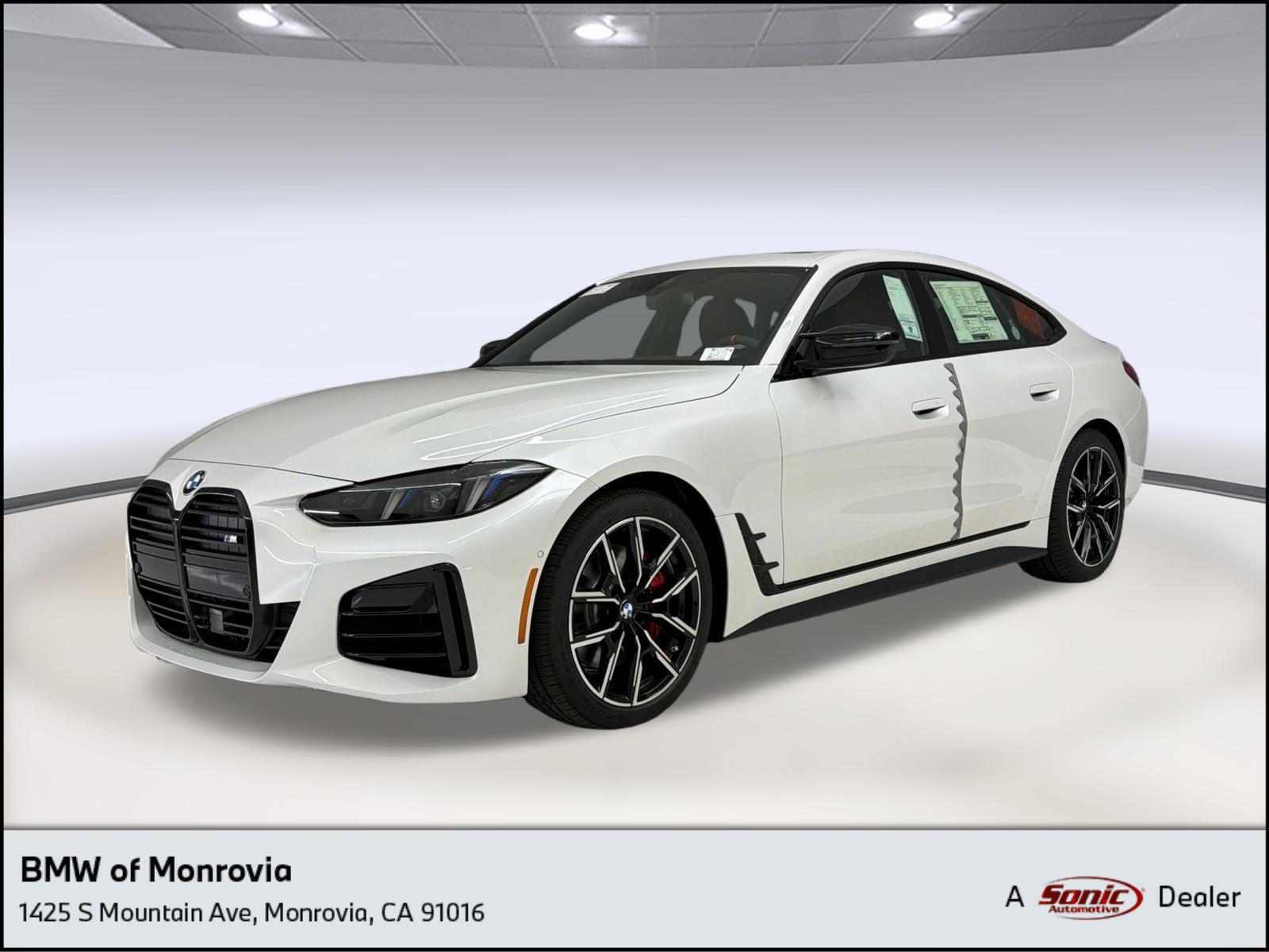 New 2026 BMW M440i w/ Premium Package