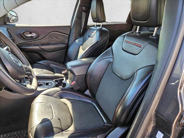 Used 2022 Jeep Cherokee Trailhawk AWD/4WD image 18