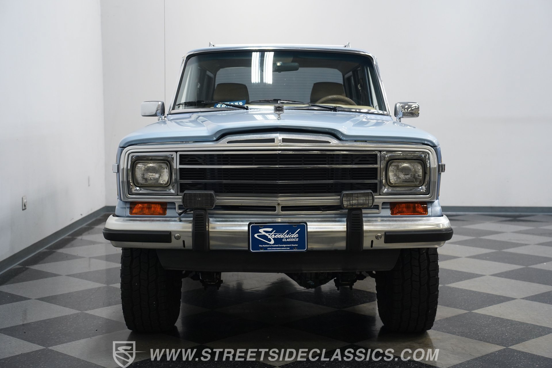 Used 1989 Jeep Grand Wagoneer AWD/4WD image 17