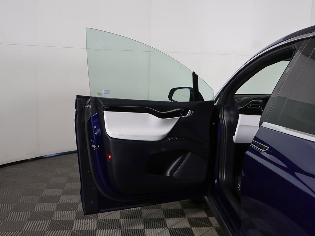 Used 2017 Tesla Model X 100D image 19