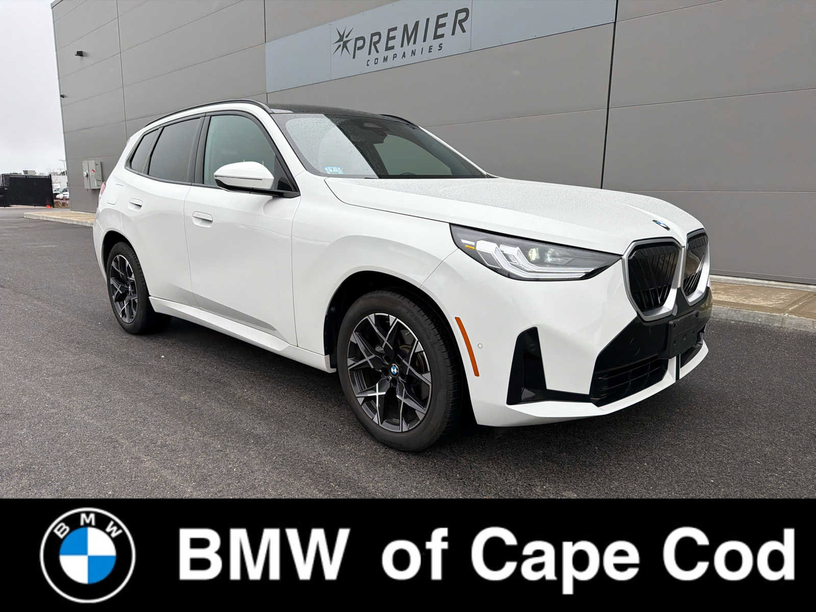 Used 2025 BMW X3 xDrive30i w/ M Sport Package image 1